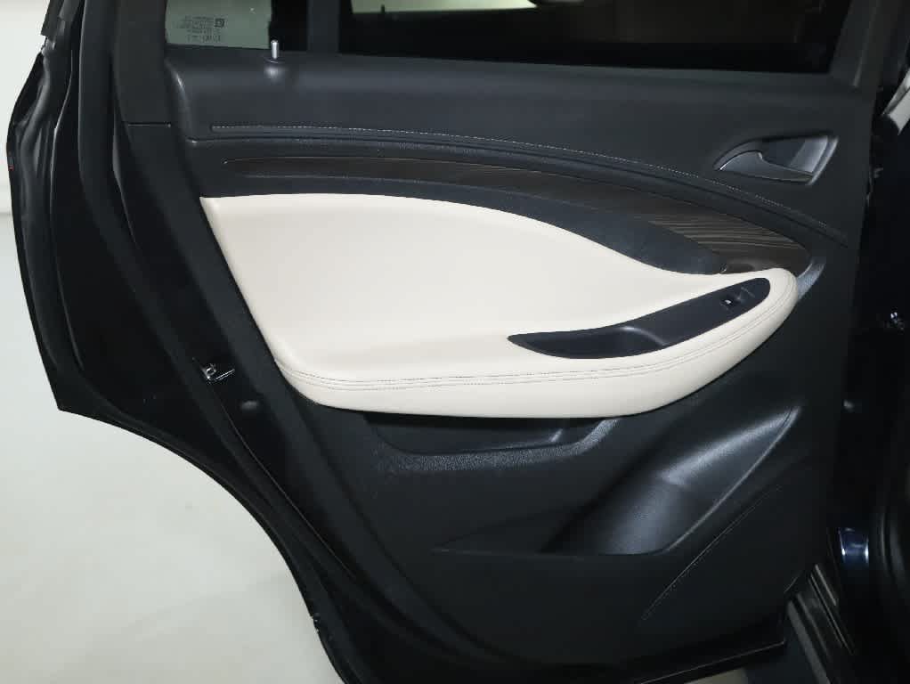 Used 2020 Buick Envision Preferred AWD/4WD image 13