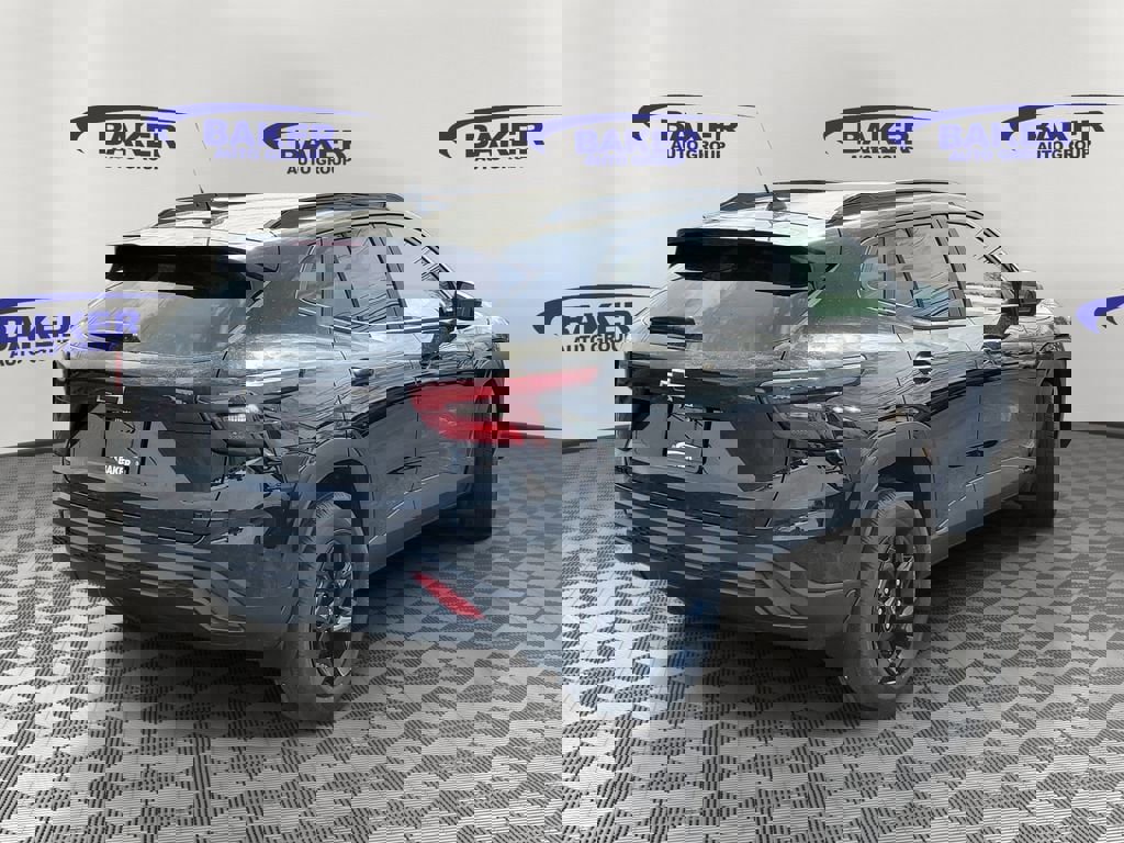 New 2026 Chevrolet Trax LT image 2