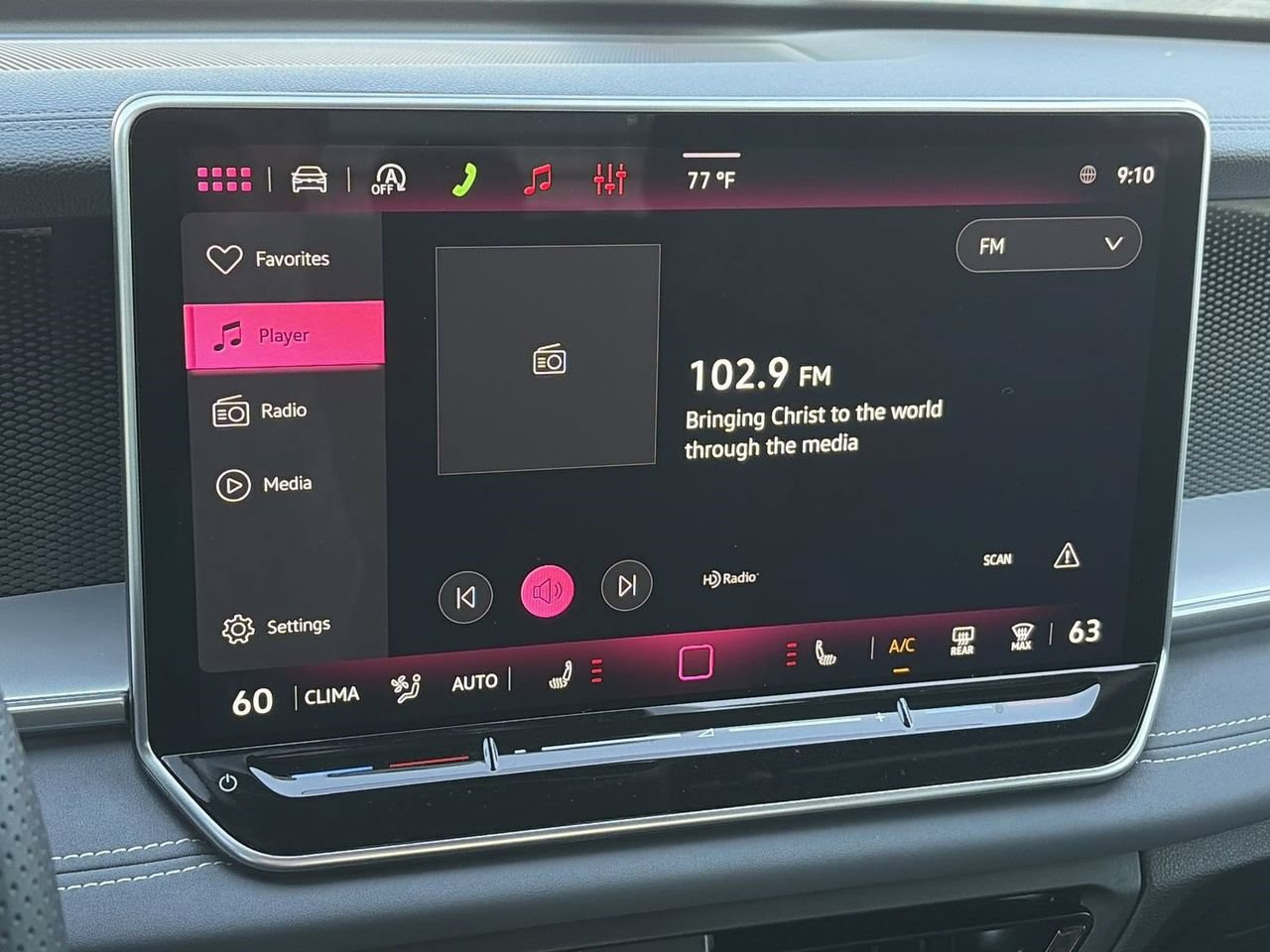 New 2026 Volkswagen Tiguan SE R-Line FWD image 22