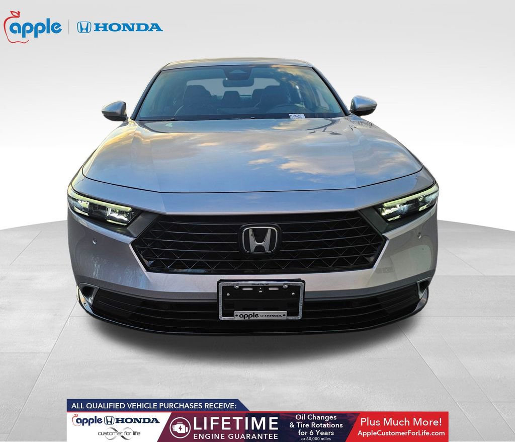 Used 2025 Honda Accord EX-L image 2