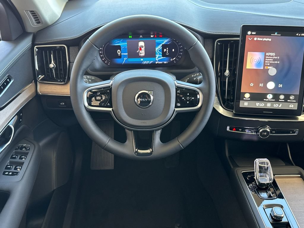 New 2026 Volvo XC90 B5 Plus AWD/4WD image 13