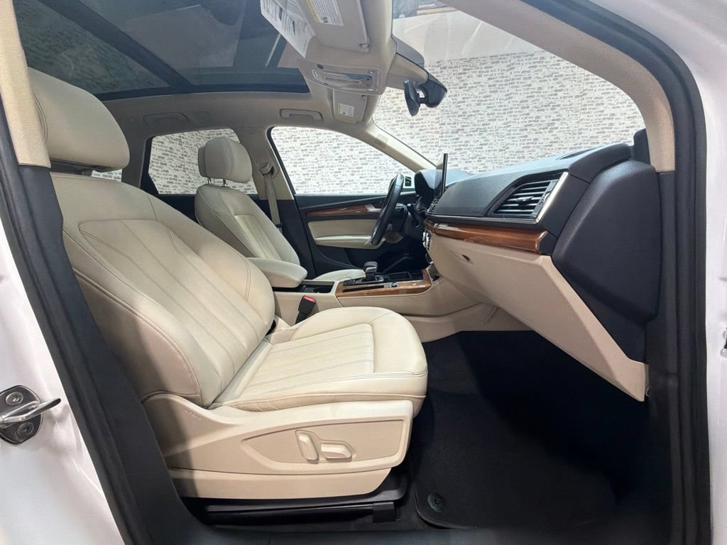 Used 2023 Audi Q5 2.0T Premium Plus AWD/4WD image 9
