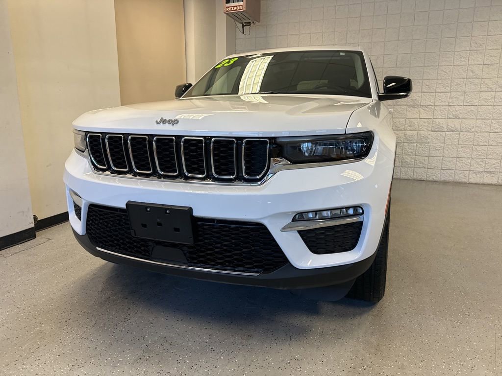 Used 2023 Jeep Grand Cherokee Limited w/ Trailer Tow Prep Group (B) image 36