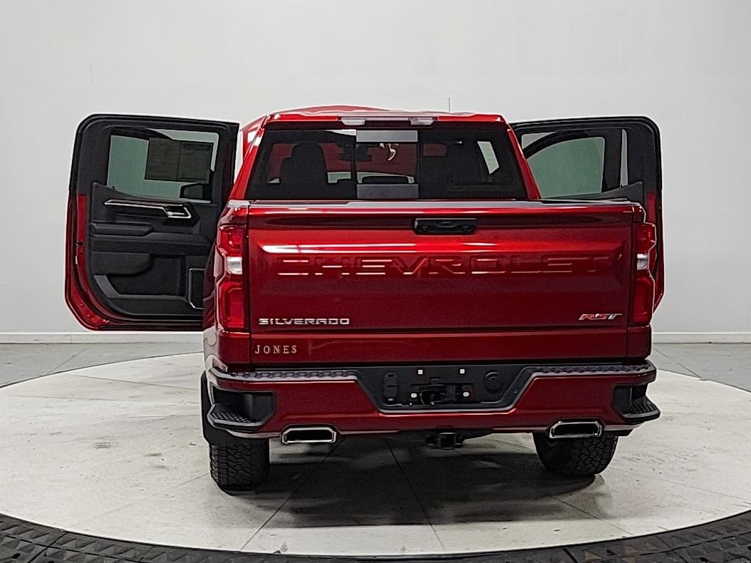 Used 2022 Chevrolet Silverado 1500 RST w/ Convenience Package II AWD/4WD image 14
