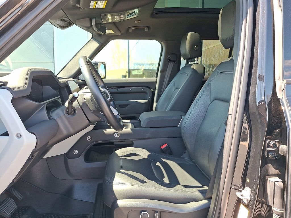 Certified 2023 Land Rover Defender 130 SE image 14