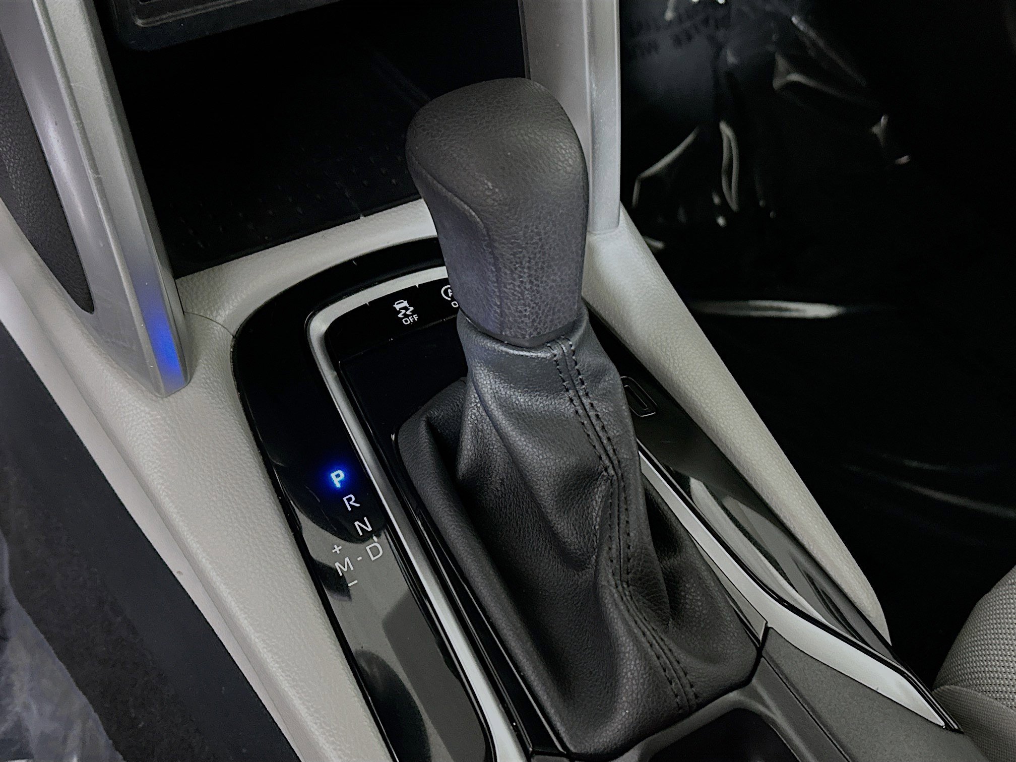 Used 2023 Toyota Corolla Cross L image 20