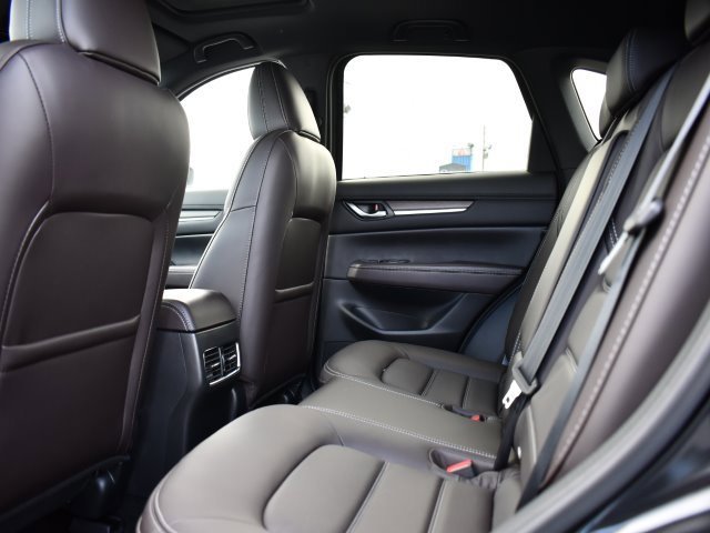 New 2025 MAZDA CX-5 Signature image 21