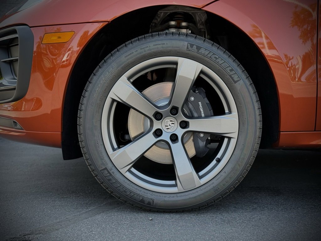 New 2025 Porsche Macan image 14