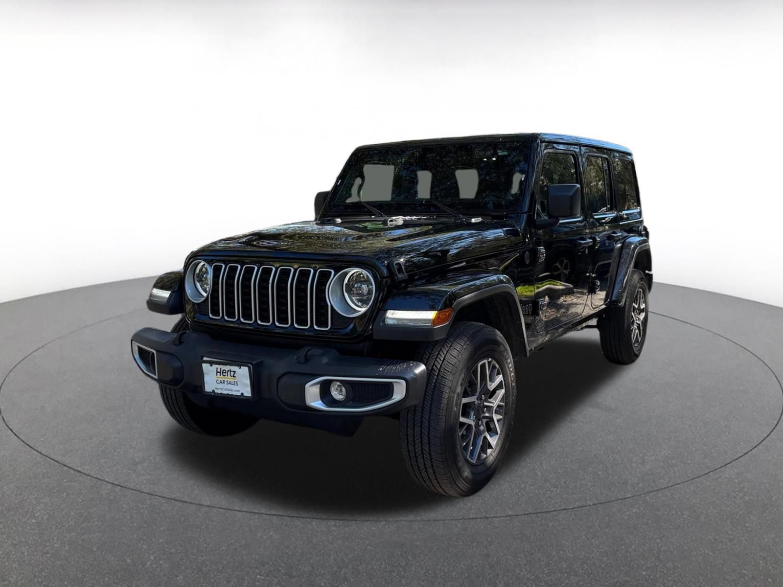 Used 2025 Jeep Wrangler Unlimited Sahara AWD/4WD image 3