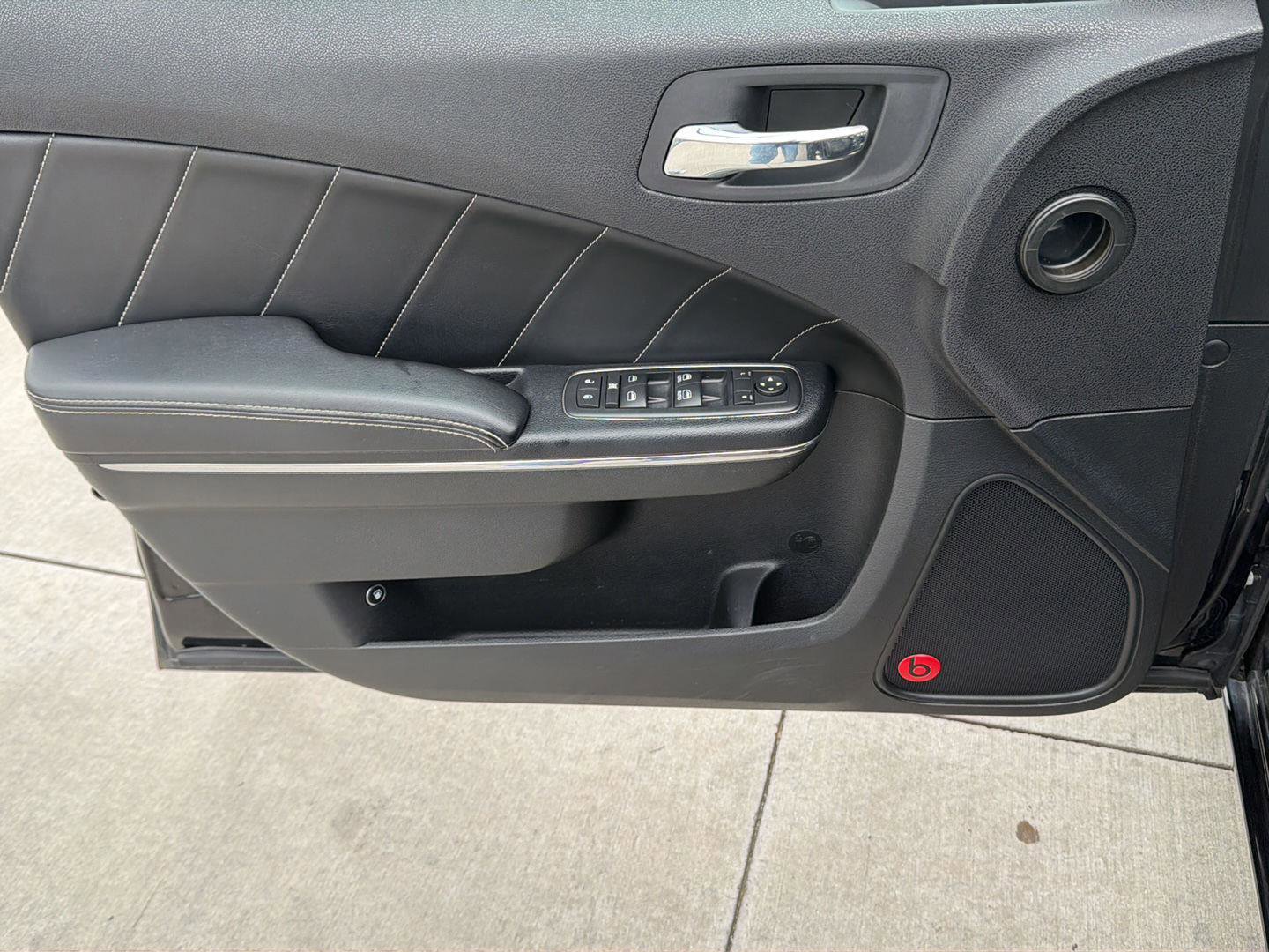 Used 2012 Dodge Charger R/T RWD image 10