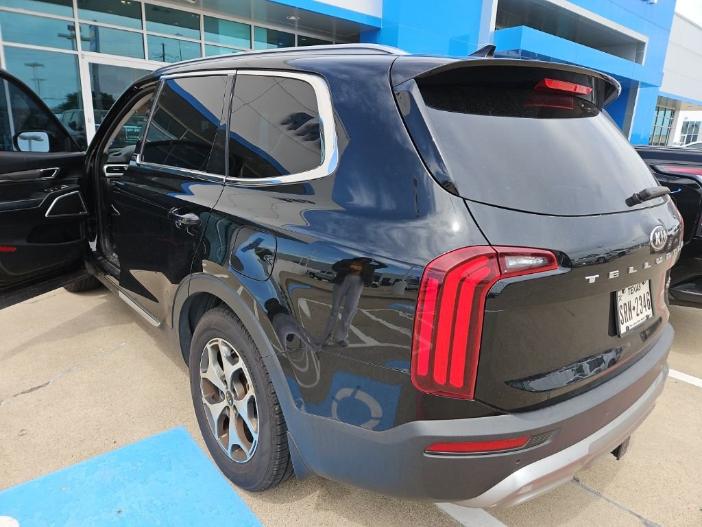 Used 2020 Kia Telluride EX w/ Towing Package FWD image 9