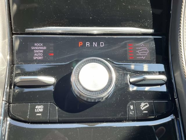 Certified 2024 Jeep Grand Cherokee Summit AWD/4WD image 36