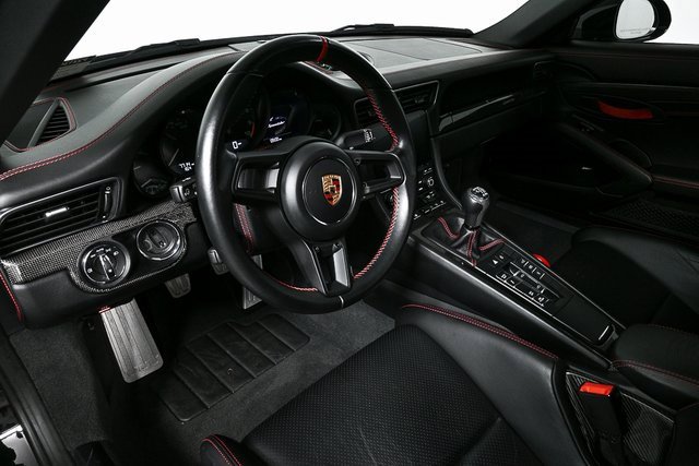 Certified 2019 Porsche 911 Speedster image 4