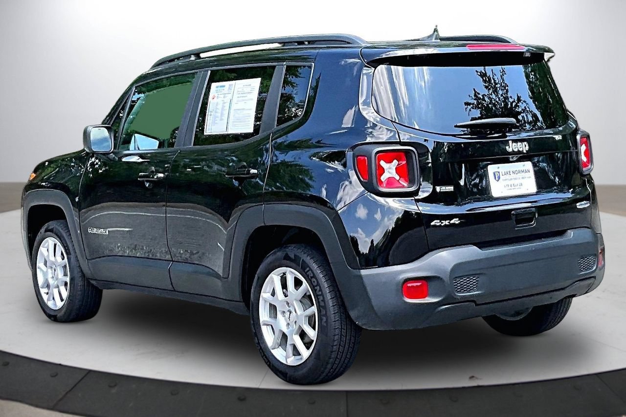 Certified 2022 Jeep Renegade Latitude AWD/4WD image 7
