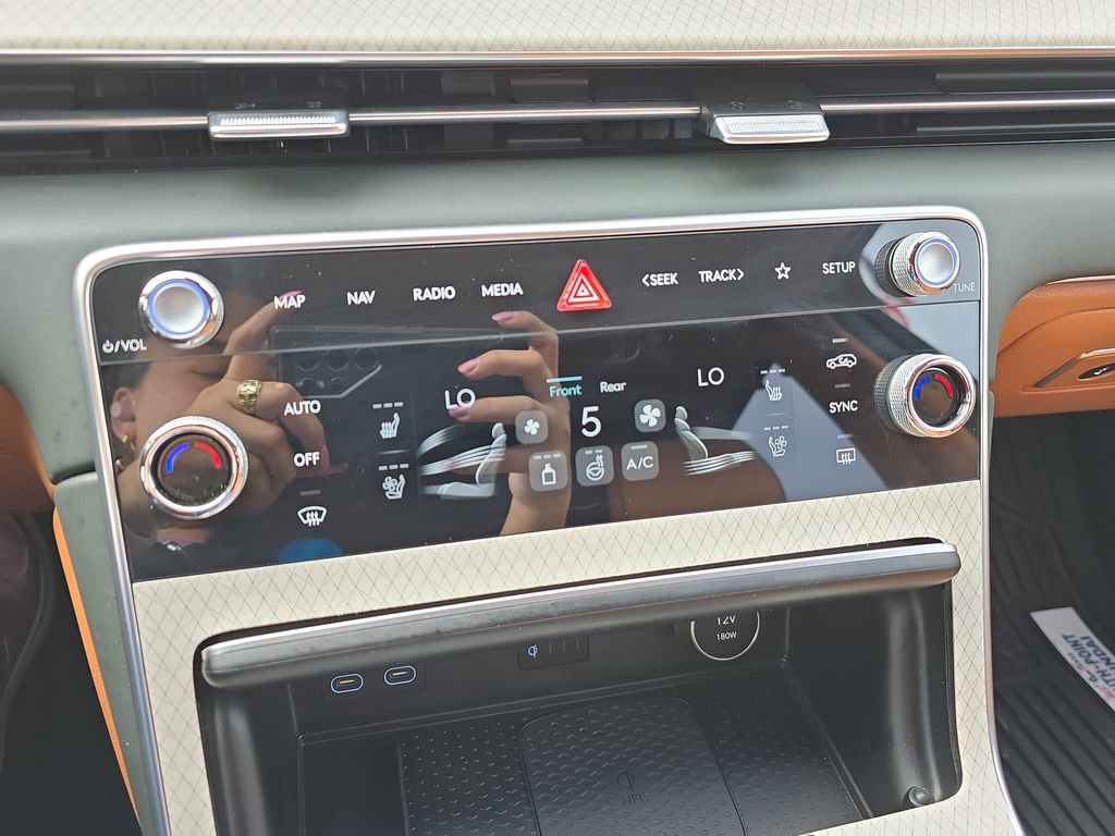 Used 2025 Genesis GV80 3.5T Advanced image 24