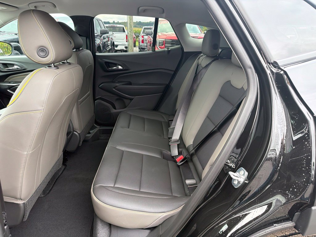 New 2026 Chevrolet Trax ACTIV FWD image 27