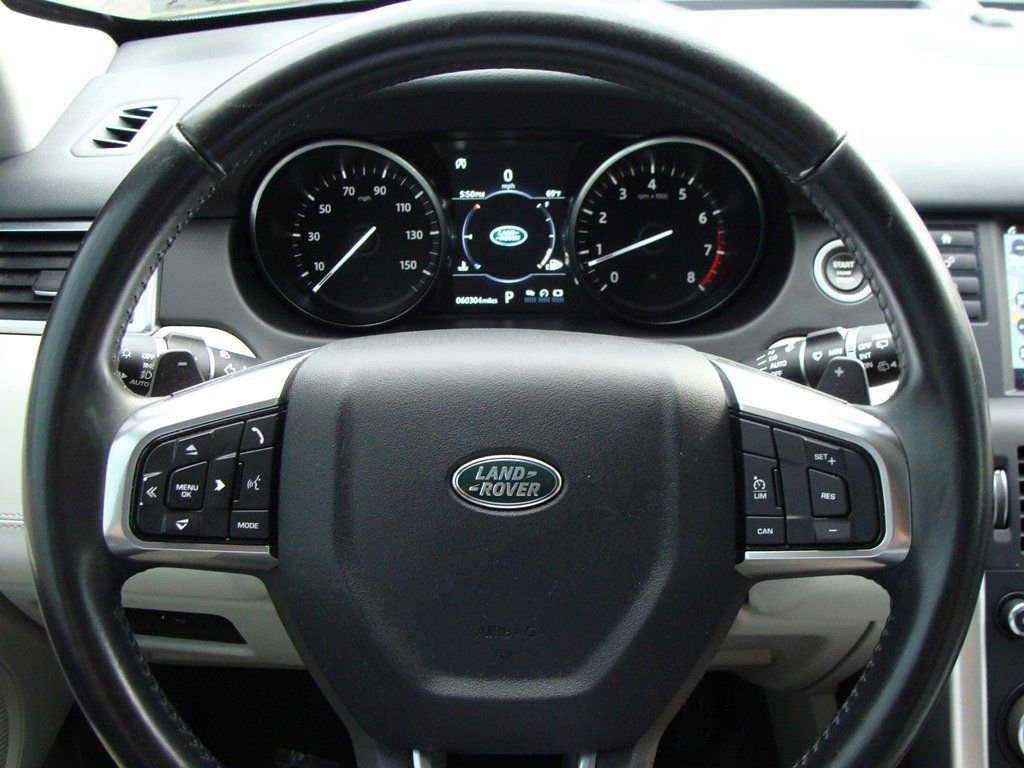 Used 2018 Land Rover Discovery Sport SE AWD/4WD image 14