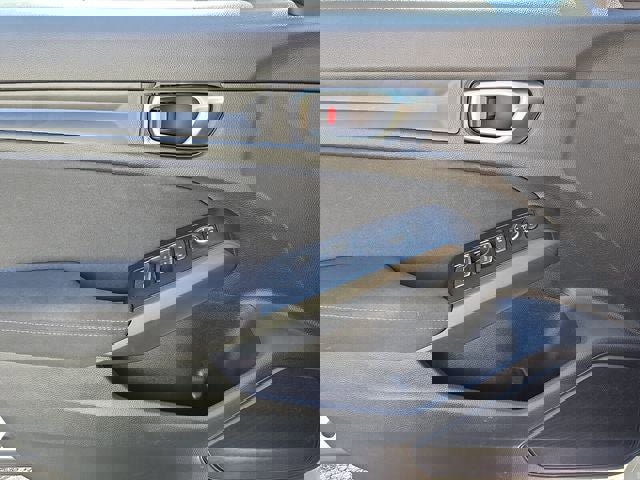 Used 2025 Honda Civic Sport image 28