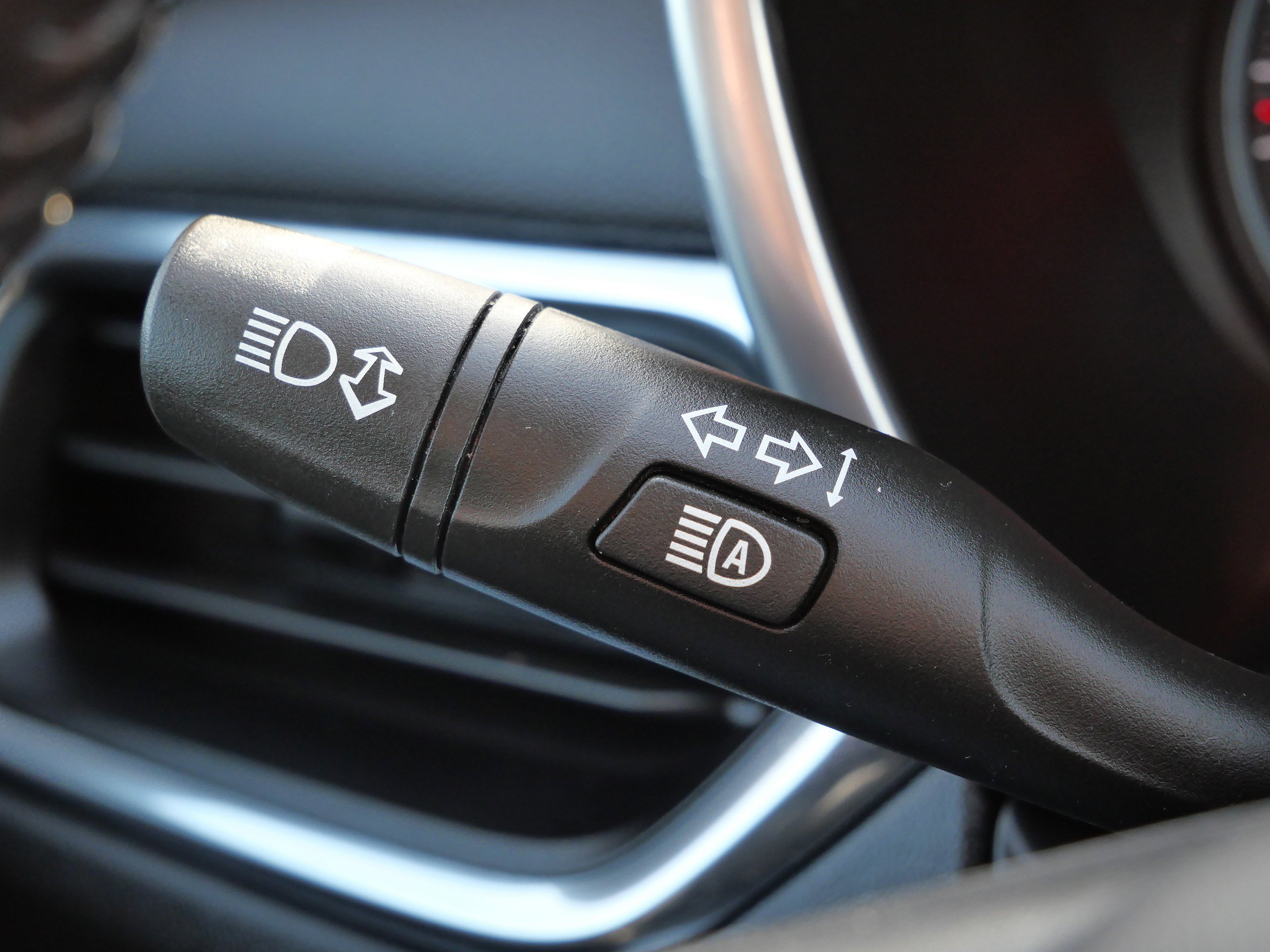 Used 2022 Chevrolet Equinox LT image 34