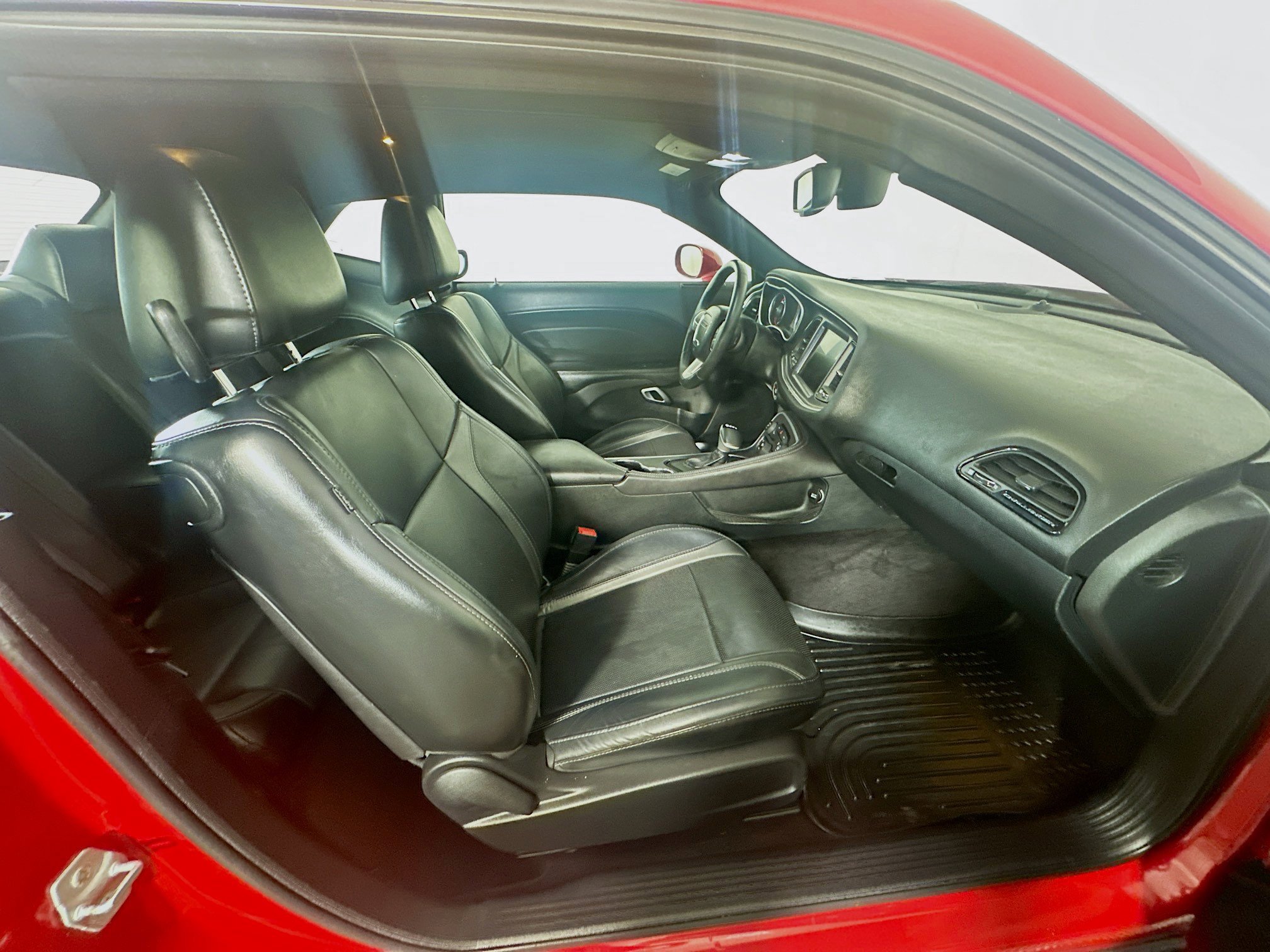 Used 2016 Dodge Challenger SXT Plus RWD image 29