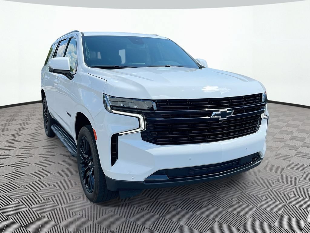 Used 2024 Chevrolet Tahoe RST w/ Luxury Package AWD/4WD image 3