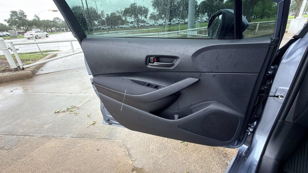 Used 2026 Toyota Corolla LE FWD image 22