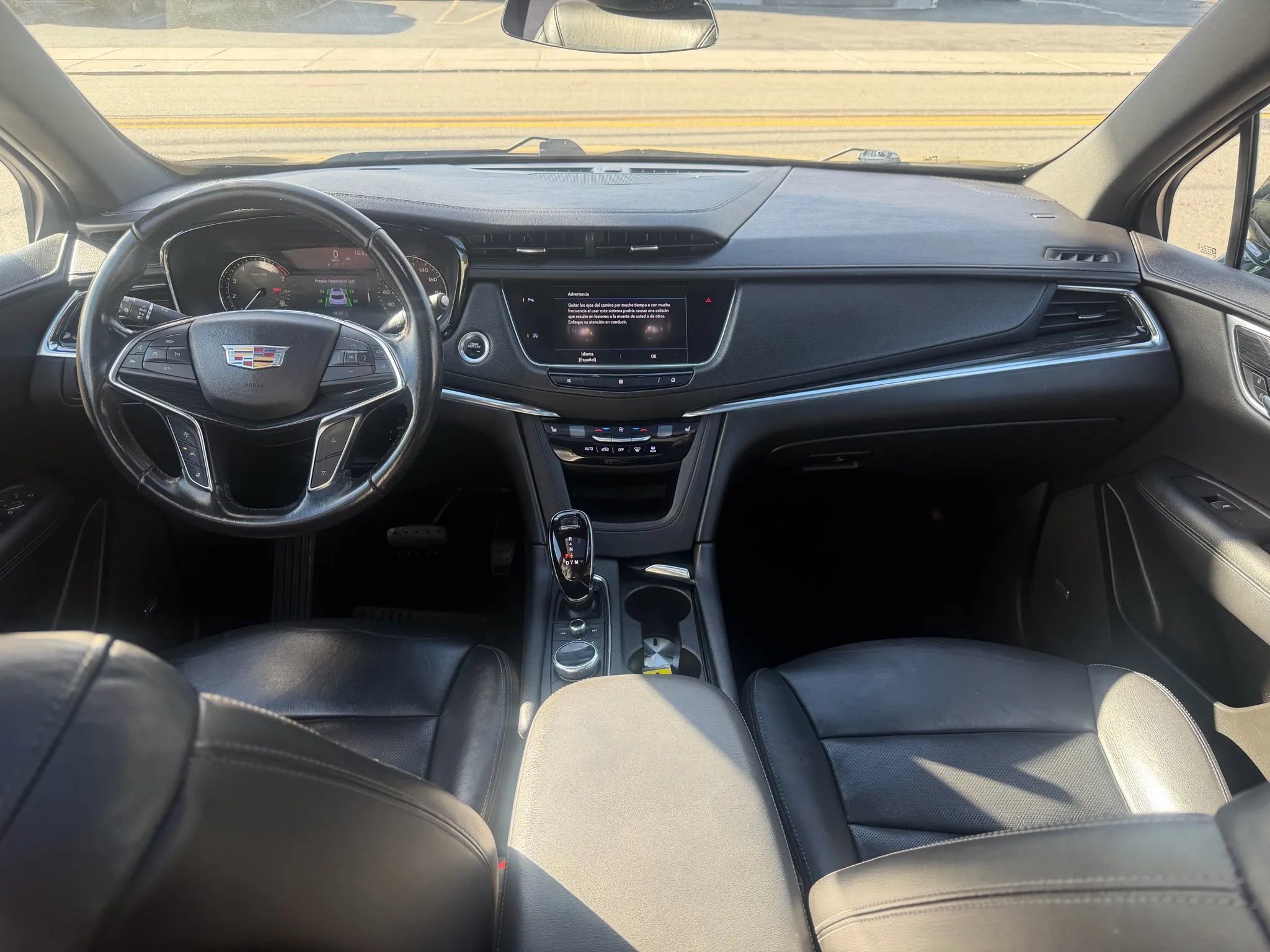 Used 2020 Cadillac XT5 Premium Luxury FWD image 17