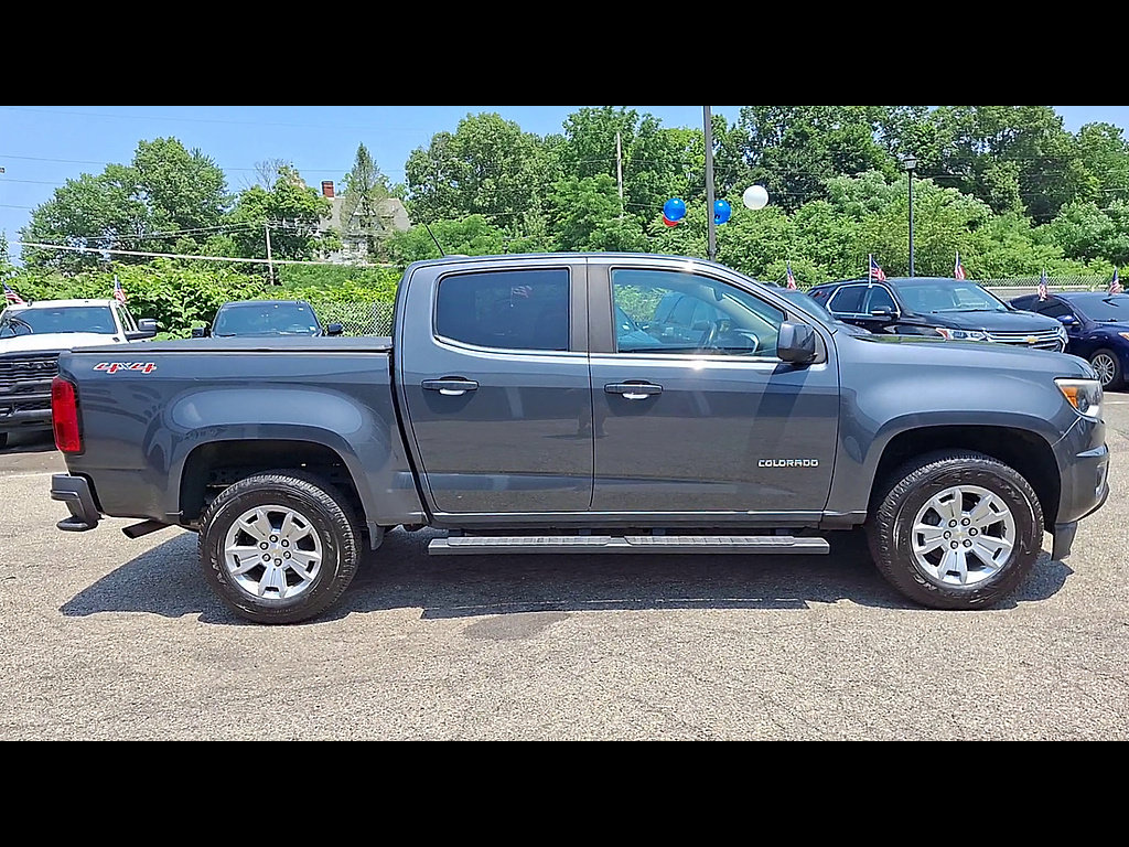 Certified 2017 Chevrolet Colorado LT w/ LT Convenience Package AWD/4WD image 9