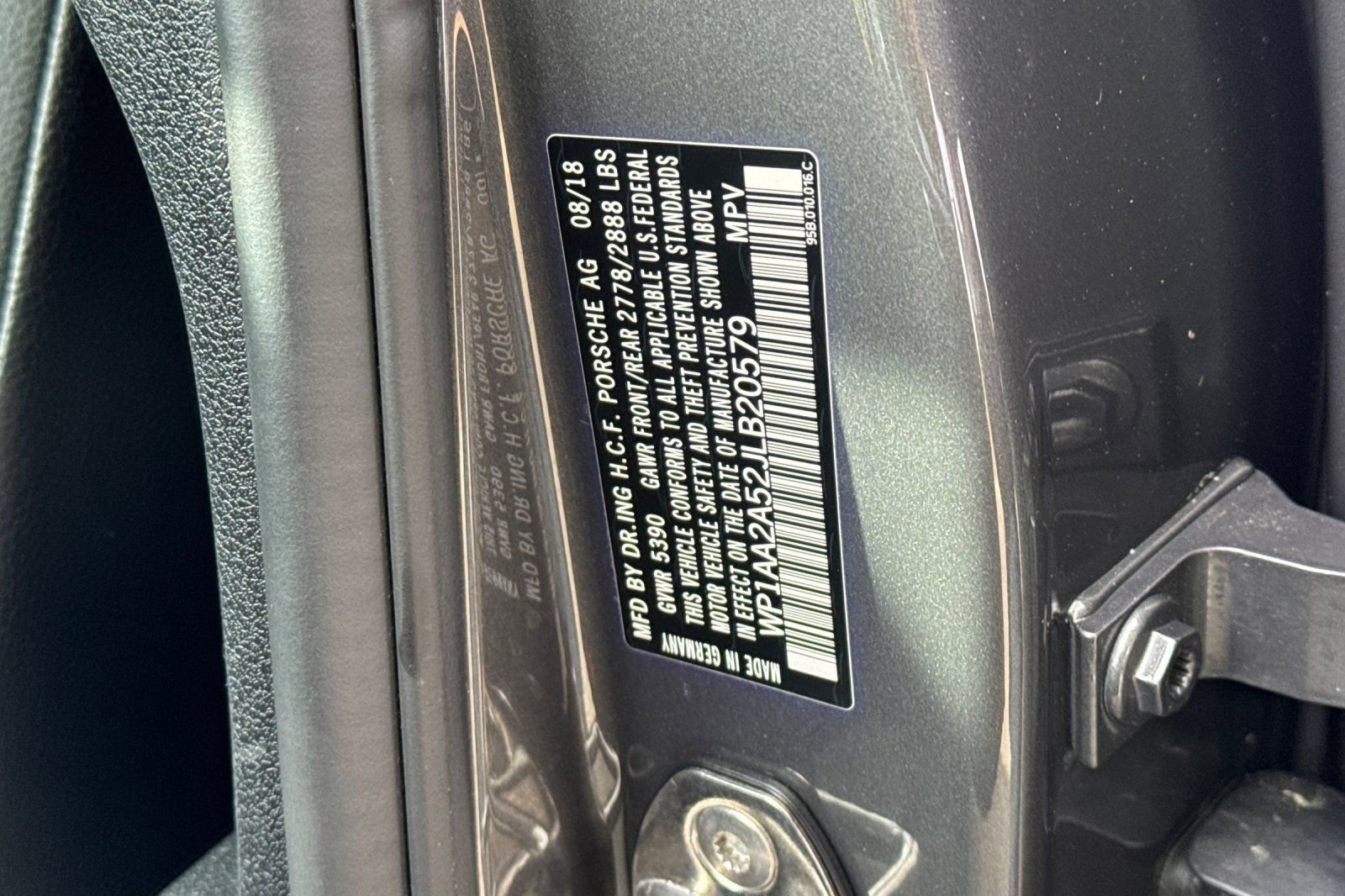 Used 2018 Porsche Macan image 27