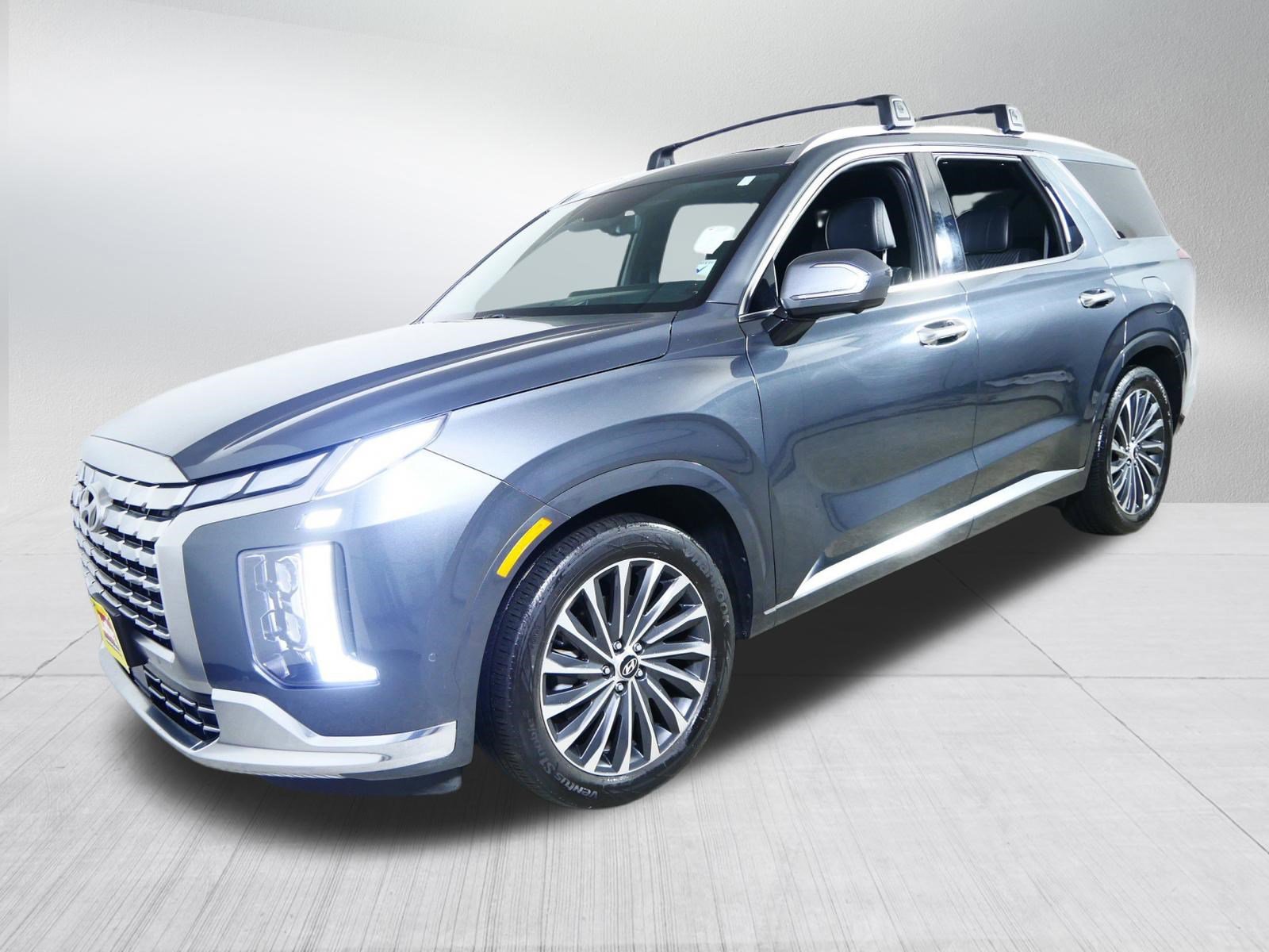 Used 2023 Hyundai Palisade Calligraphy AWD/4WD image 3