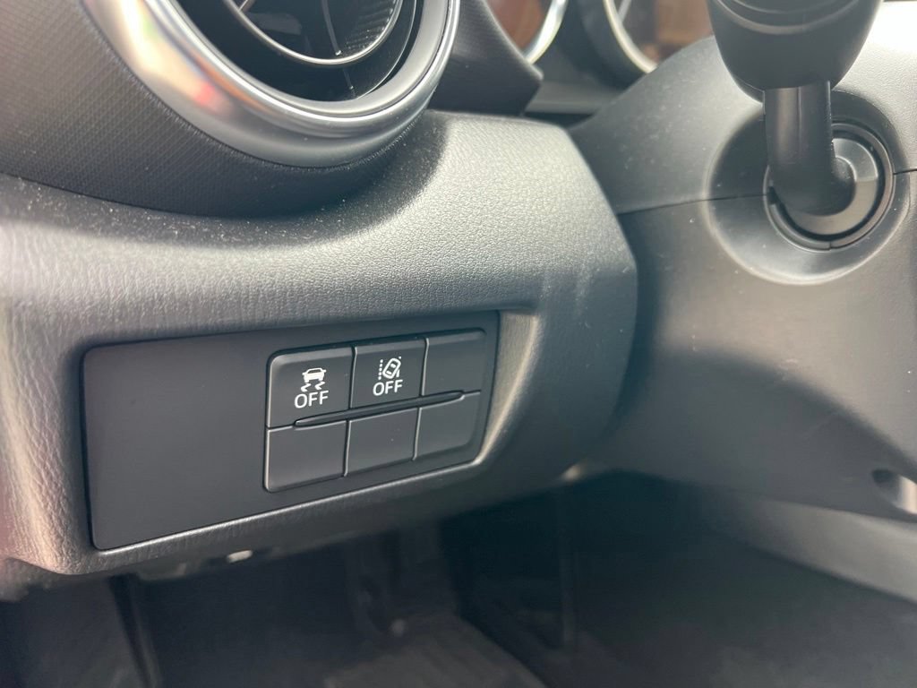 Used 2019 MAZDA MX-5 Miata Grand Touring RWD image 22