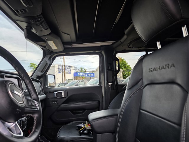 Certified 2023 Jeep Wrangler Unlimited Sahara w/ Cold Weather Group AWD/4WD image 6