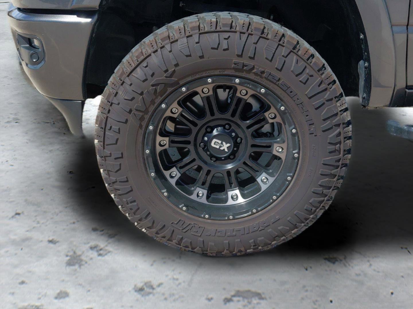 Used 2020 RAM 1500 Laramie AWD/4WD image 10