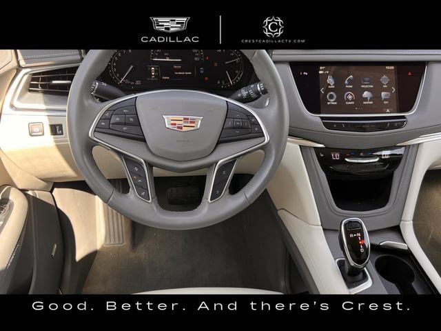 Used 2018 Cadillac XT5 Luxury w/ Driver Awareness Package FWD image 13