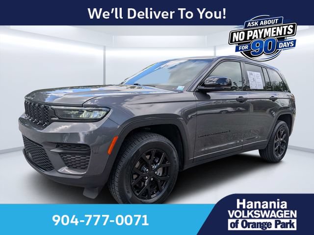 Used 2024 Jeep Grand Cherokee Altitude RWD image 7