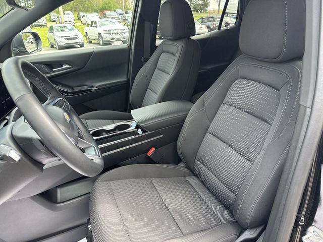 Used 2025 Chevrolet Equinox LT w/ Safety and Technology Package AWD/4WD image 15