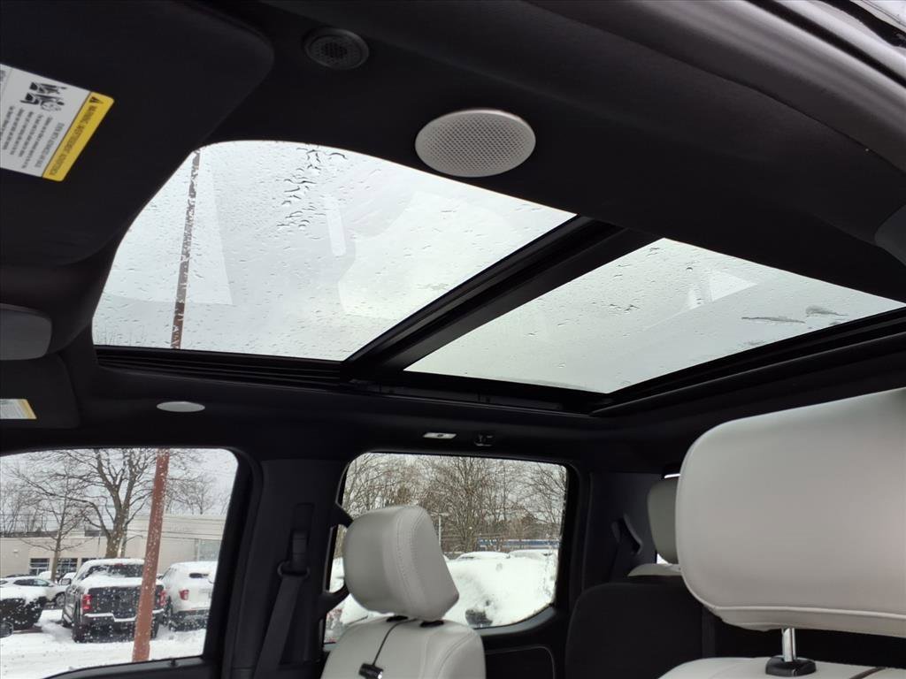 Used 2024 Ford F150 Lightning Platinum image 11