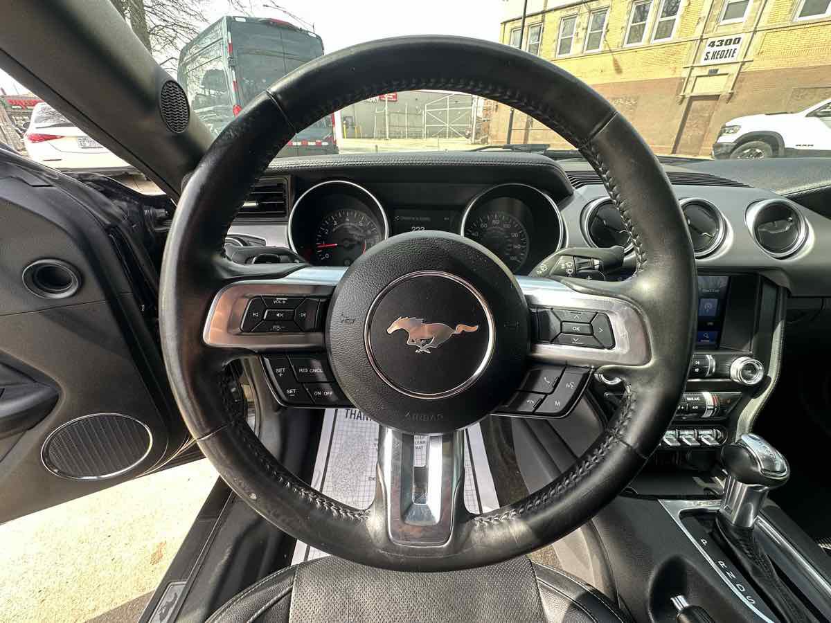 Used 2019 Ford Mustang Premium RWD image 14