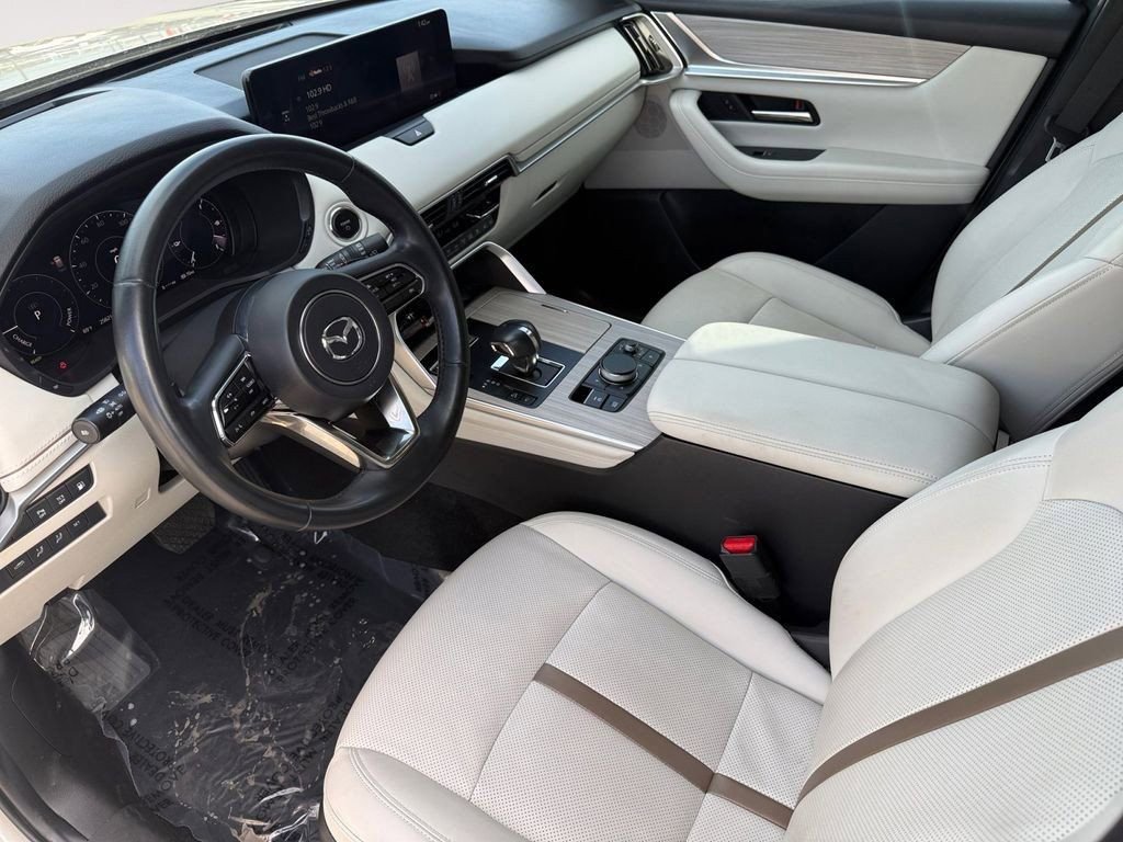 Used 2024 MAZDA CX-90 Plug-In Hybrid w/ Premium Plus image 16