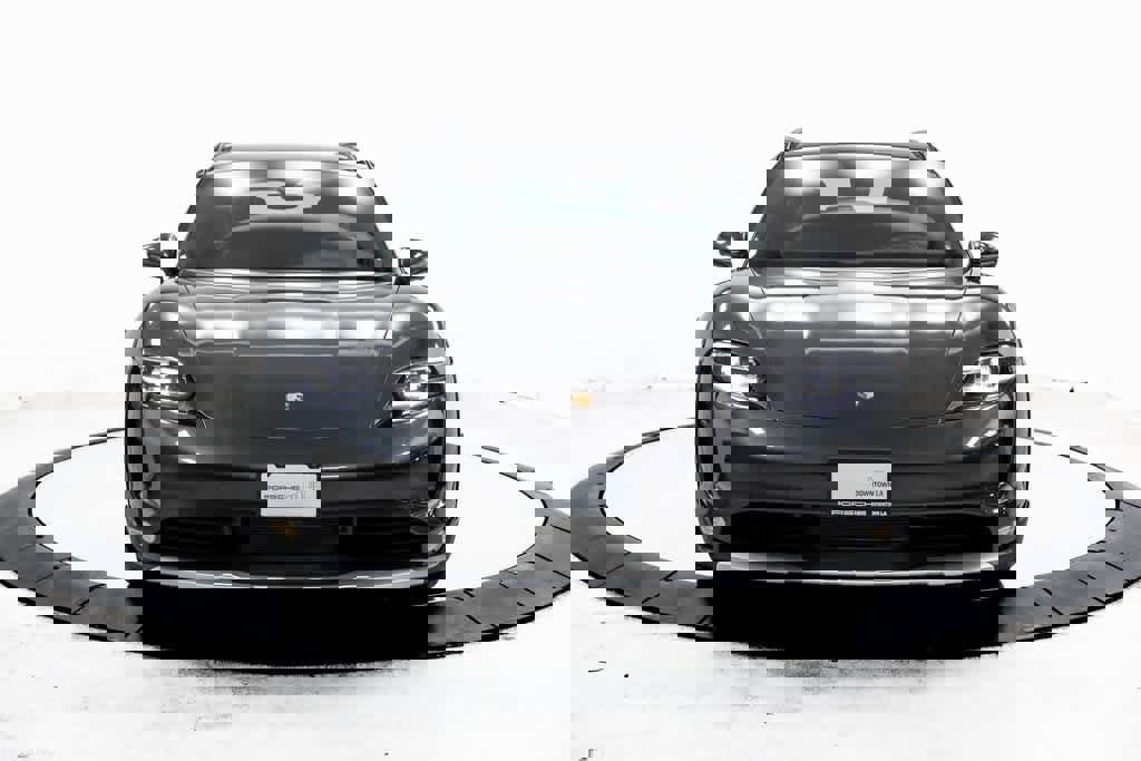 Certified 2022 Porsche Taycan 4 Cross Turismo image 10