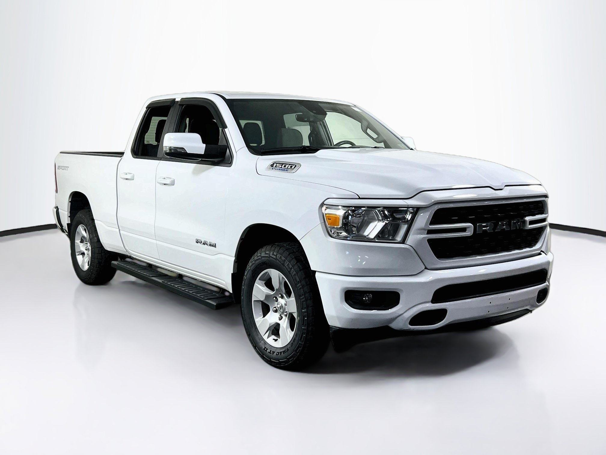Used 2023 RAM 1500 Big Horn AWD/4WD image 3