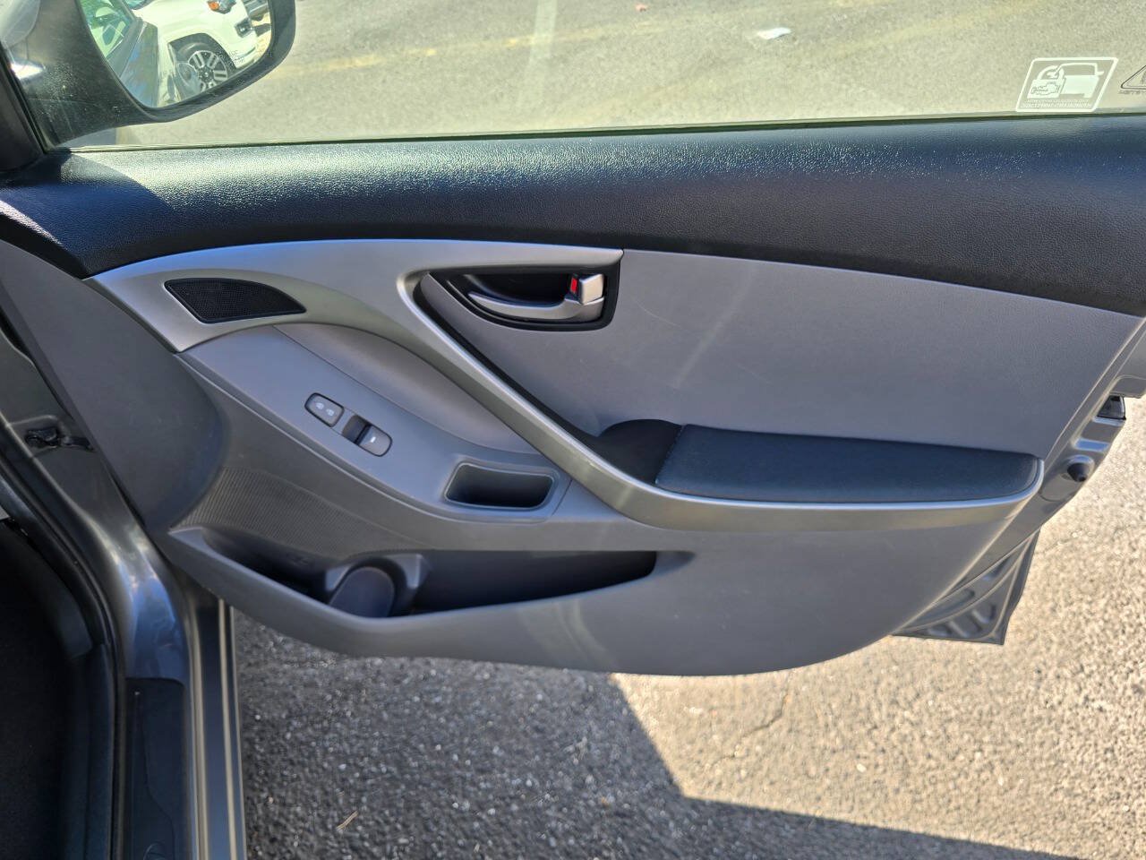 Used 2013 Hyundai Elantra GLS w/ Preferred Pkg FWD image 29