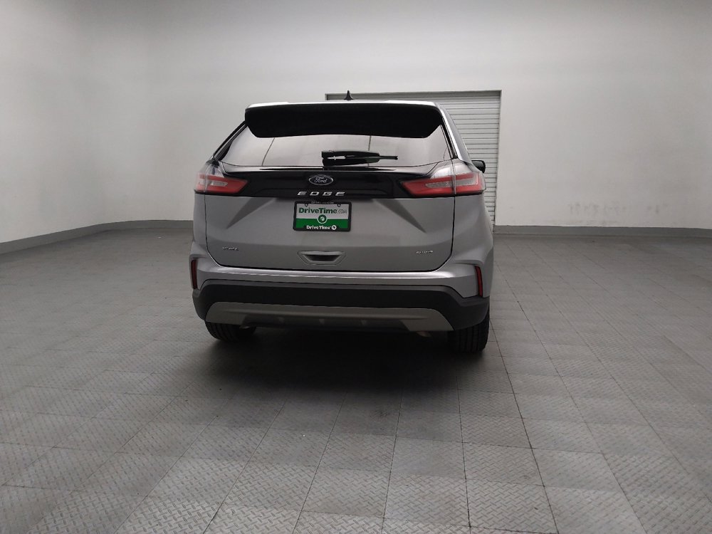 Used 2024 Ford Edge SEL image 7