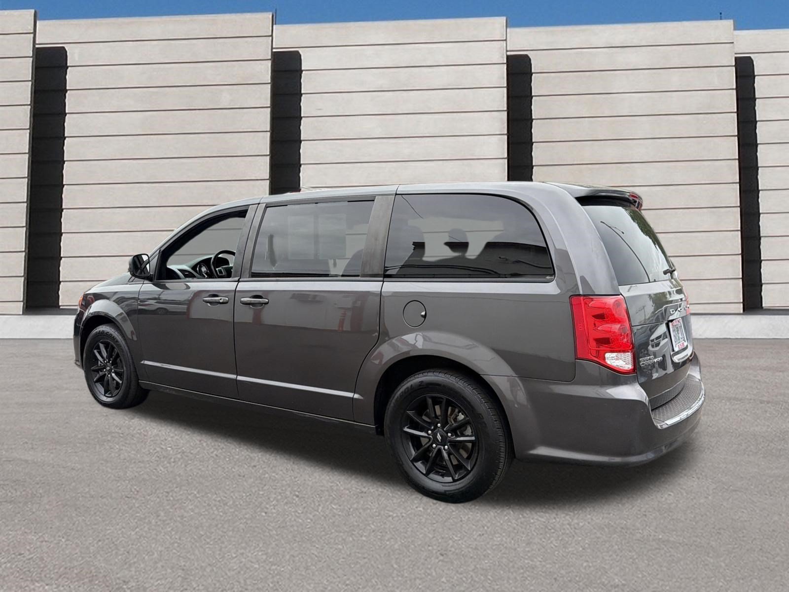 Used 2020 Dodge Grand Caravan GT FWD image 3