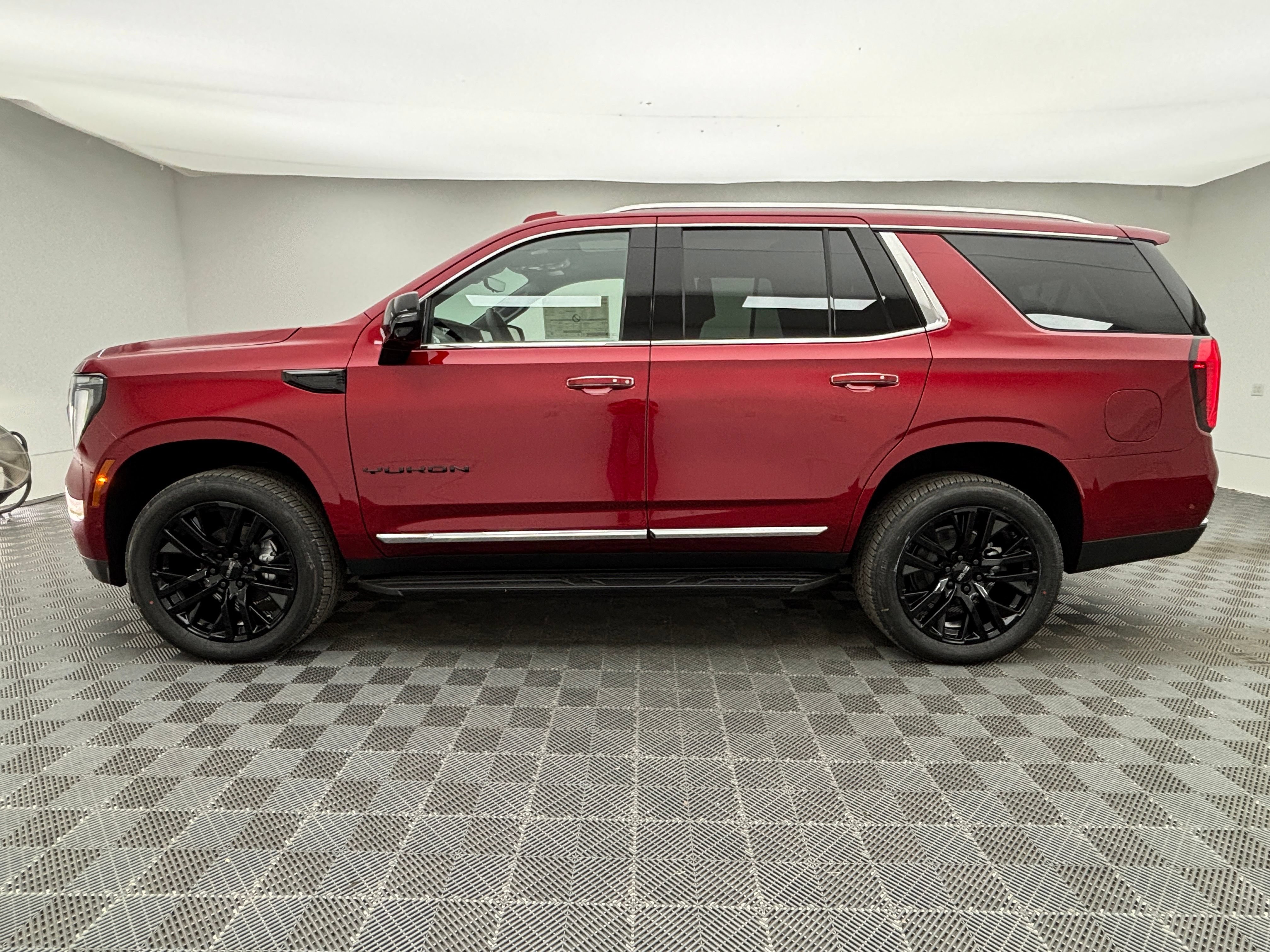 New 2026 GMC Yukon Elevation w/ Elevation Premium Package AWD/4WD image 17