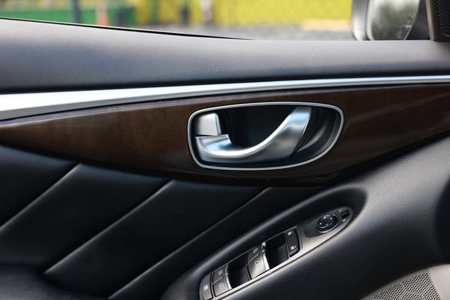 Used 2018 INFINITI Q50 Luxe w/ Cargo Package (L95) RWD image 45