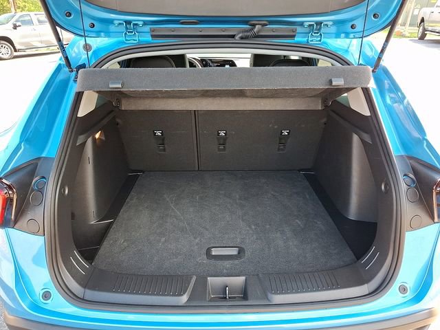 Certified 2025 Chevrolet Trax LT FWD image 27