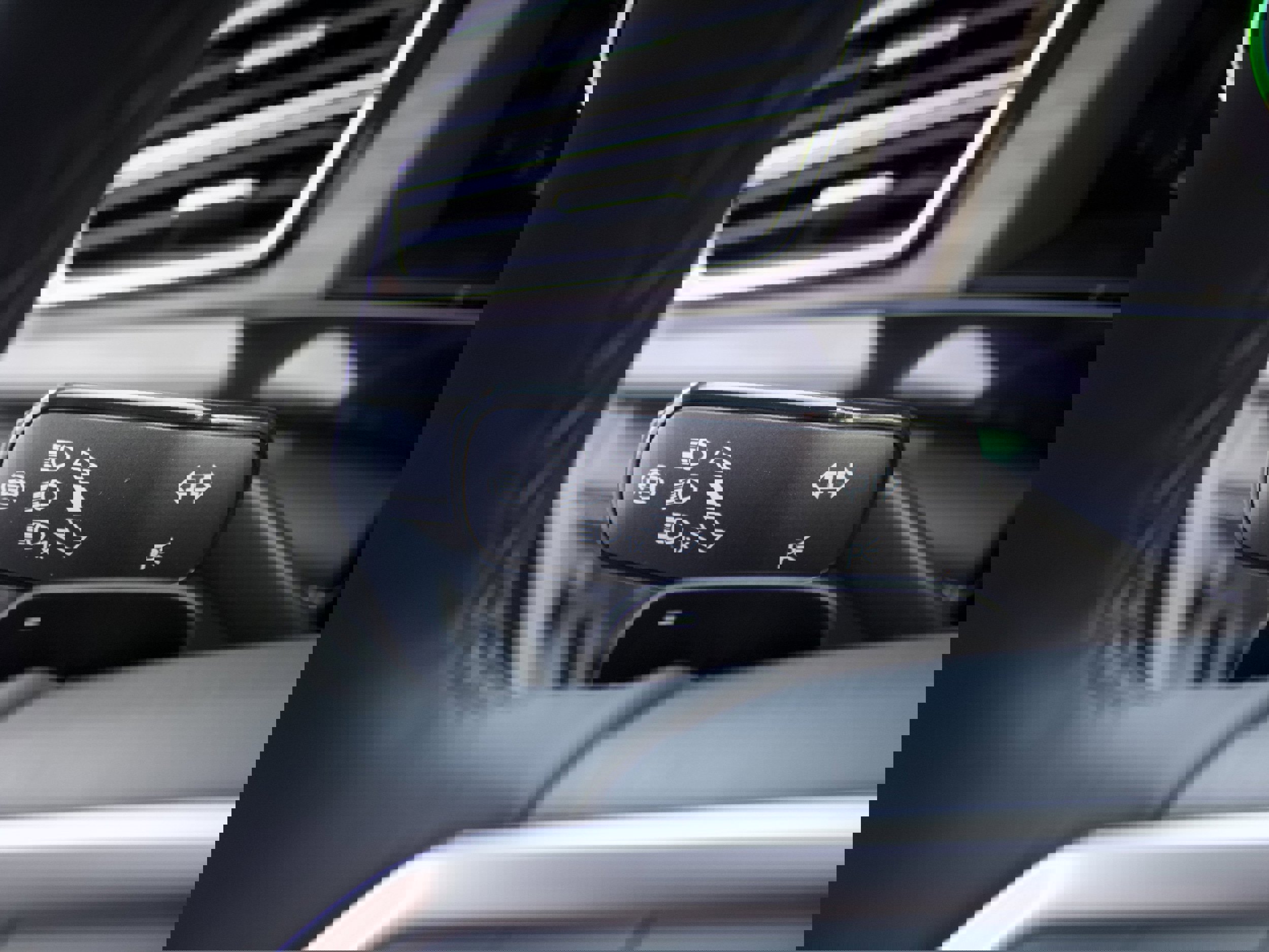 New 2026 Volkswagen Atlas SEL Premium R-Line image 18