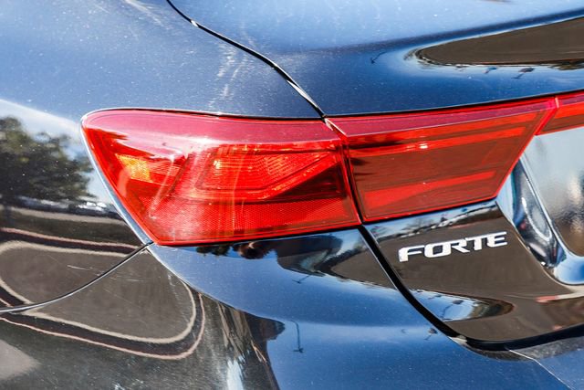 Used 2019 Kia Forte LXS w/ Paint Protection Film Package image 10