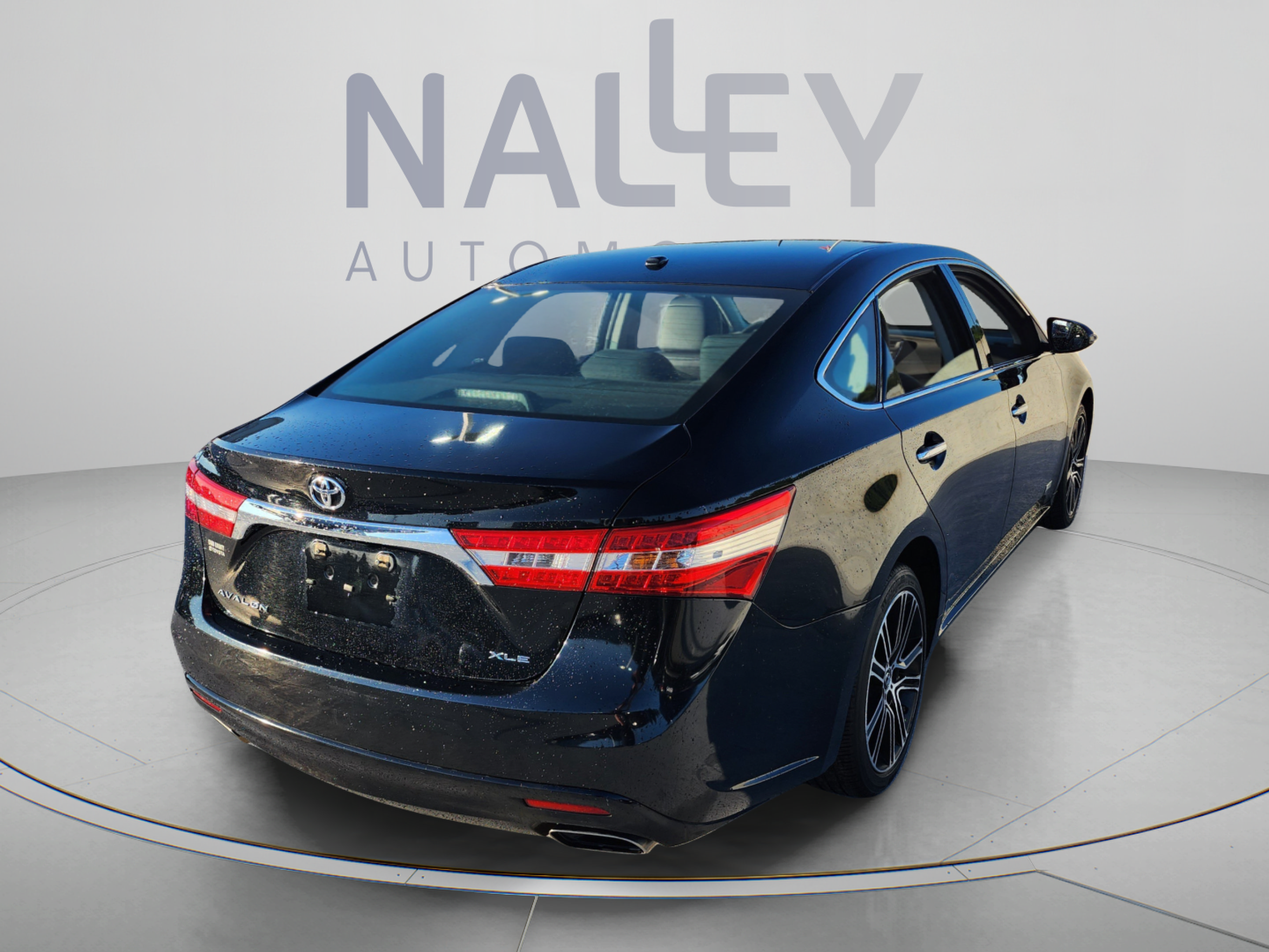 Used 2015 Toyota Avalon XLE Touring Sport Edition FWD image 5